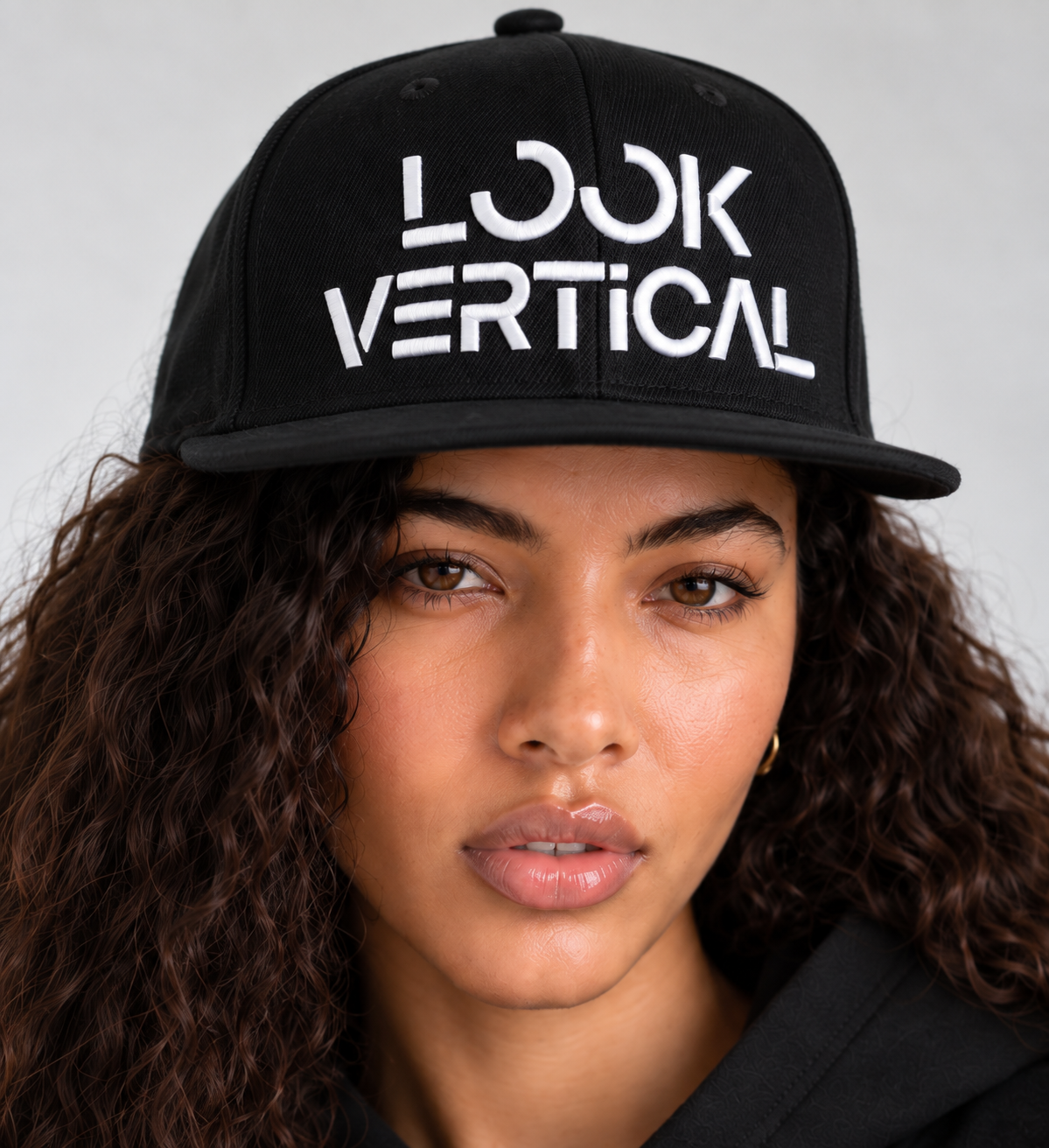 Look Vertical Snapback- Black